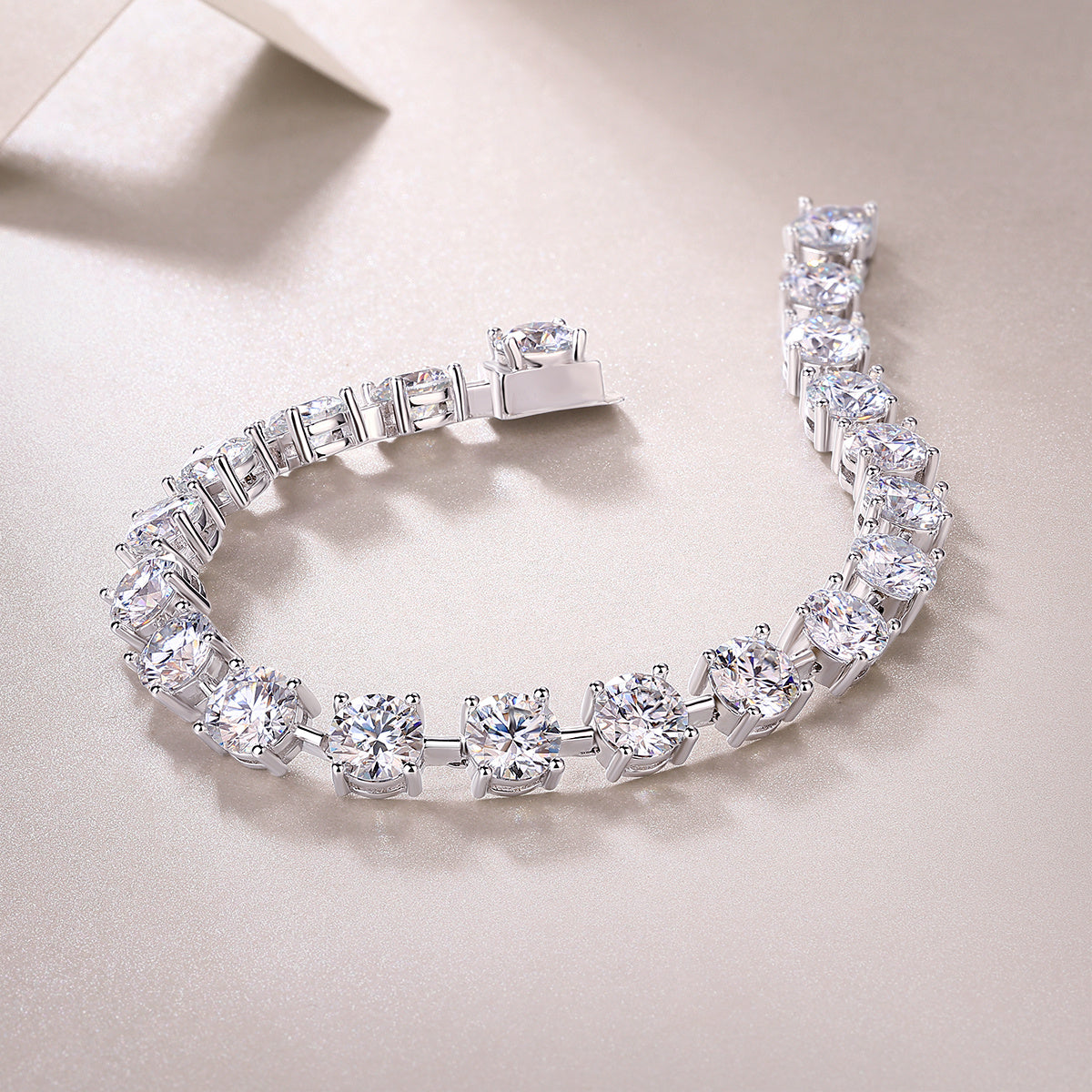 About Time Luxury Fashion Mossan Diamond S925 Silver Bracelet Comparable To Natural Diamonds York Essential