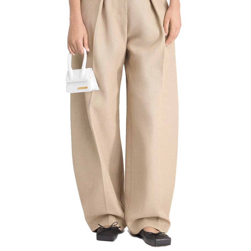Le Chiquito White York Essential