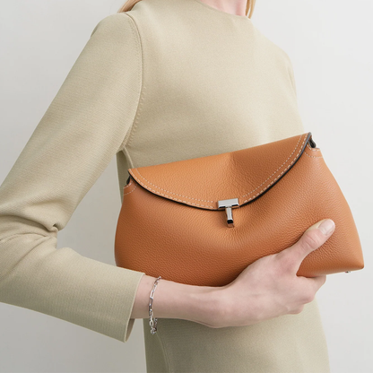 T-Lock Clutch Grained Leather Tan York Essential