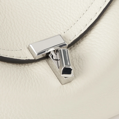 T-lock Clutch Grained Leather Milk York Essential