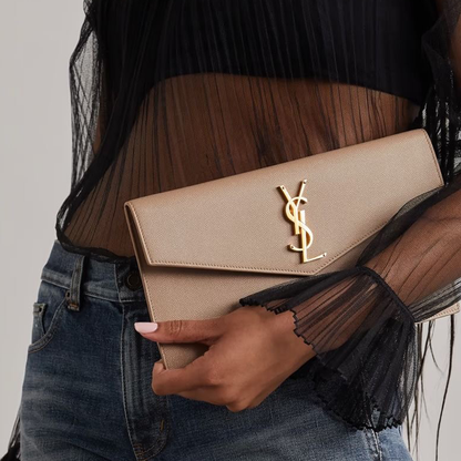 Pochette Uptown Grain de Poudre Embossed Leather York Essential